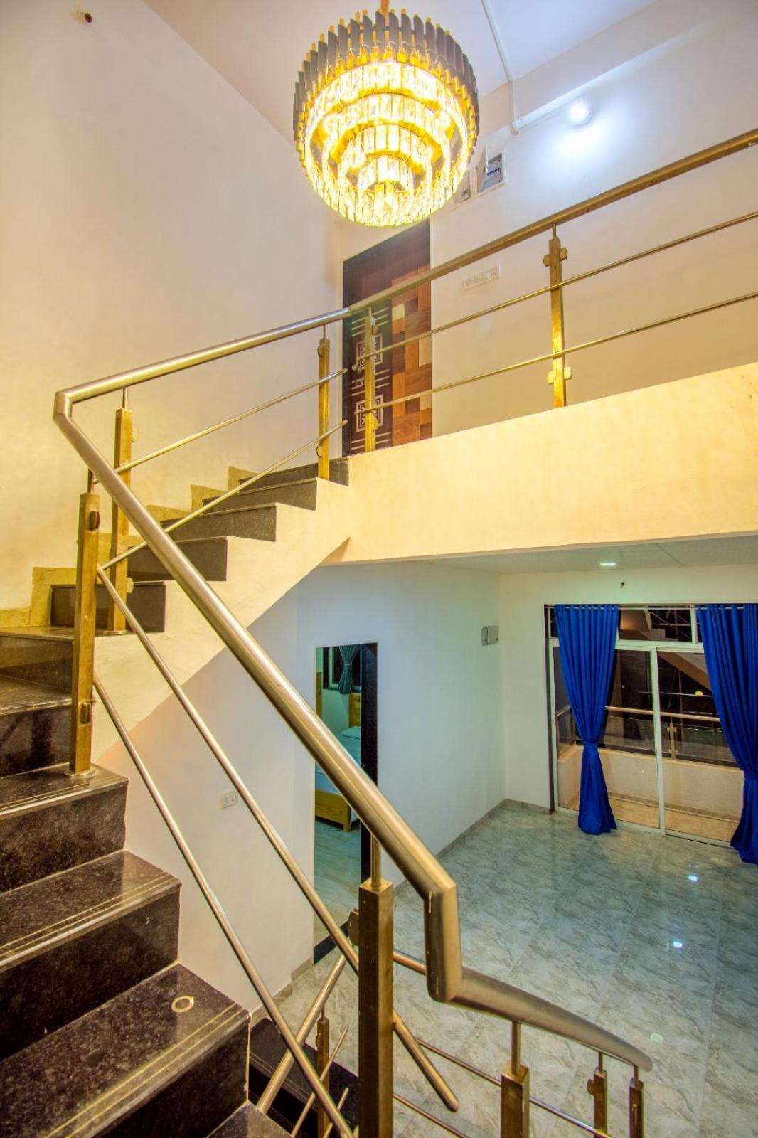 Empyrean Stay Ll 6Bhk Ll Royal Bramha Palace Ll Pvt Pool Ll Lonavala Exteriör bild