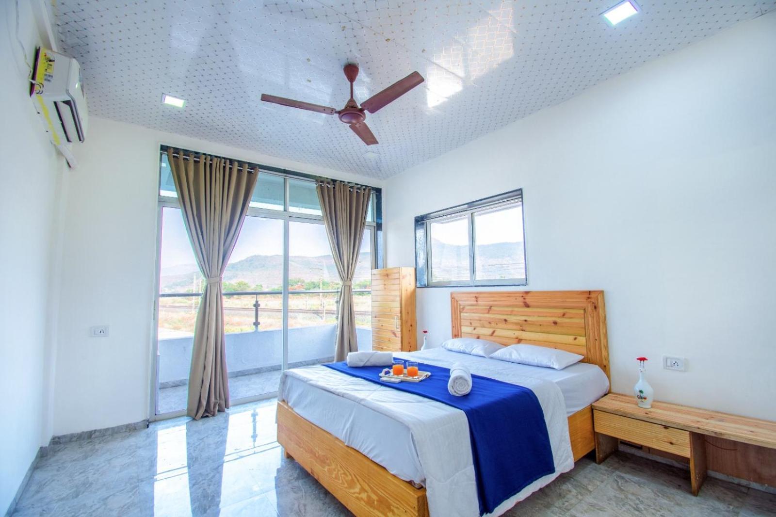 Empyrean Stay Ll 6Bhk Ll Royal Bramha Palace Ll Pvt Pool Ll Lonavala Exteriör bild